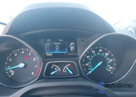 2015 Ford Escape Se z USA, uszkodzony, nr VIN 1FMCU0GX4FUA60039